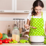 Como cozinhar te ajuda a alimentar-se sem conservantes e outras substâncias nocivas à saúde? 